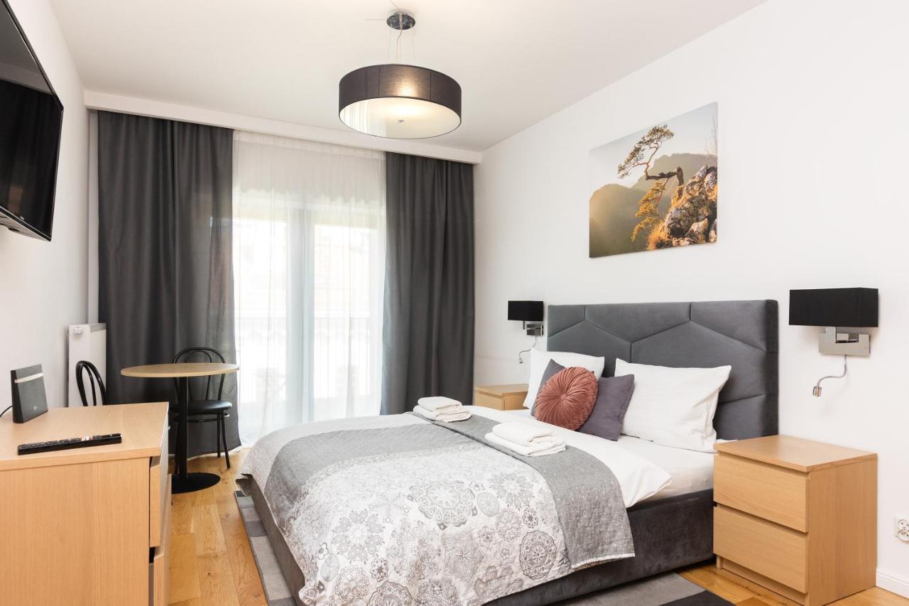 Old Town Rajska Street Apartment Krakow Luaran gambar
