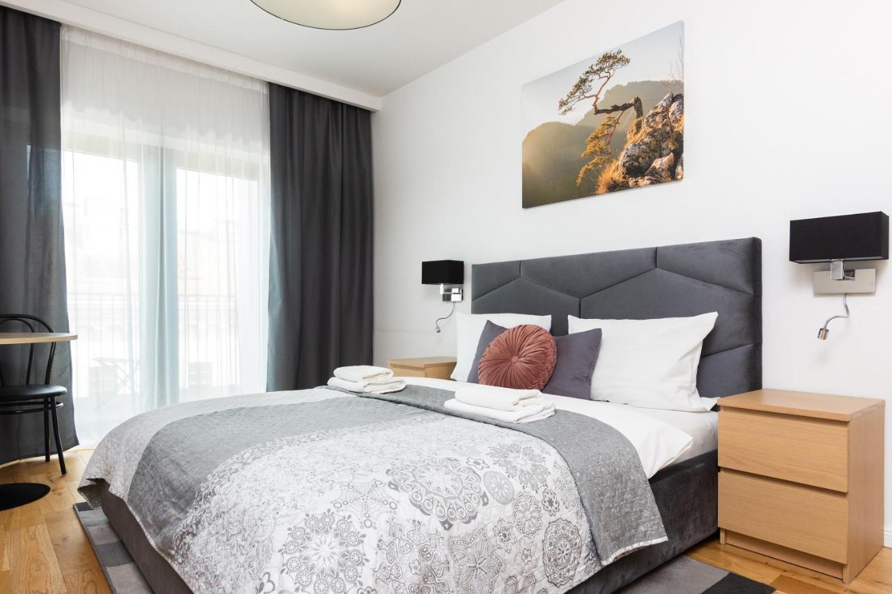 Old Town Rajska Street Apartment Krakow Luaran gambar